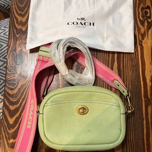 COACH LIME GREEN JAMIE CAMERA CROSSBODY BAG